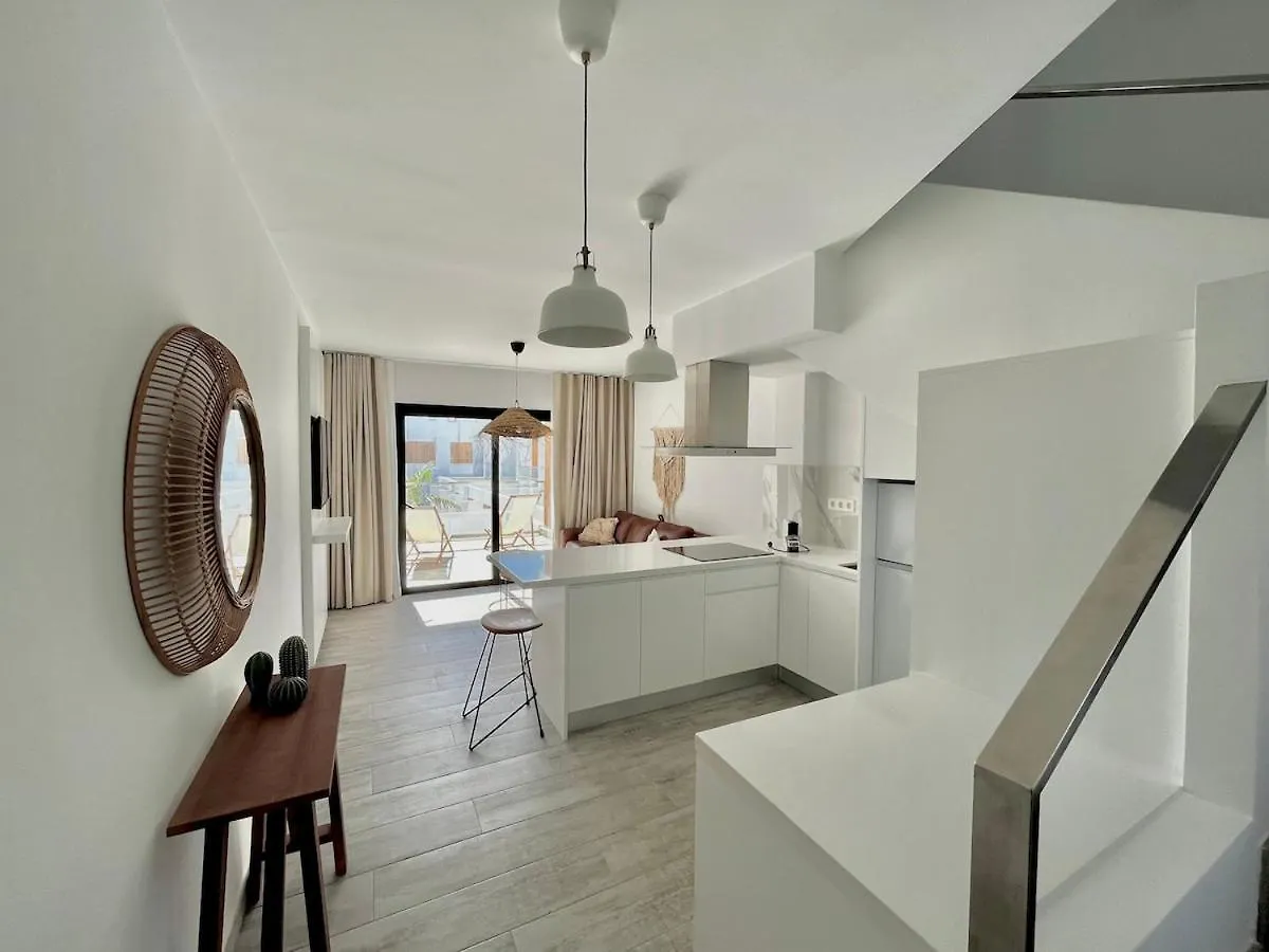 Gorgeous Douplex Apartment In Parque Holandes ספרד